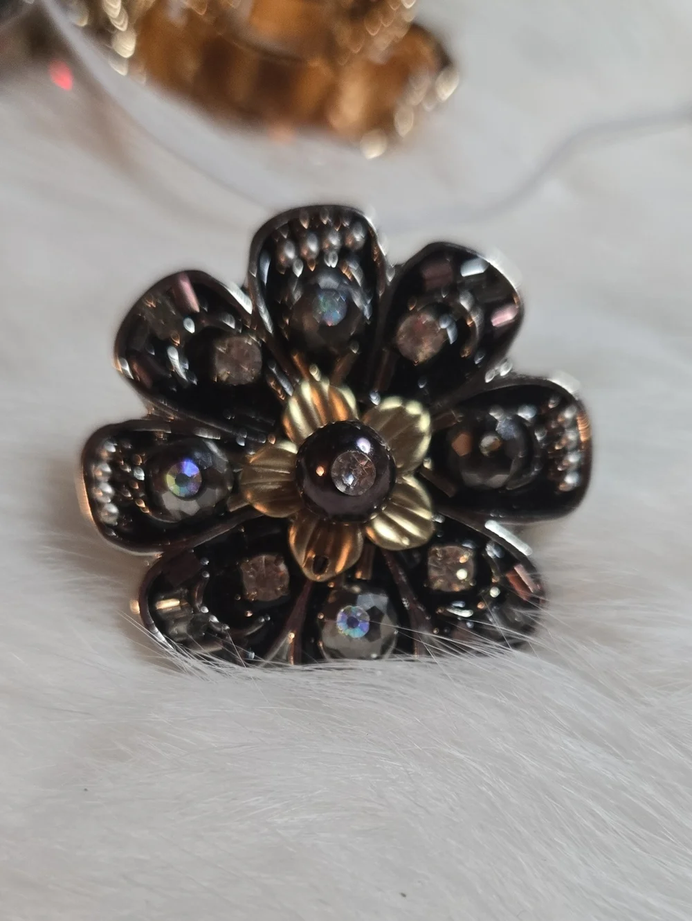 Black and Gold Flower Statement Adjustable Ring  NWOT